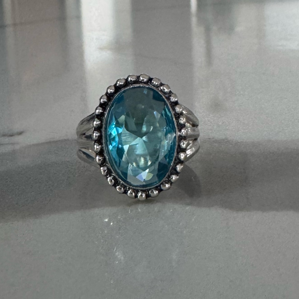 Nwot Sundance Blue Yonder Ring, Blue Topaz, Sterling Silver